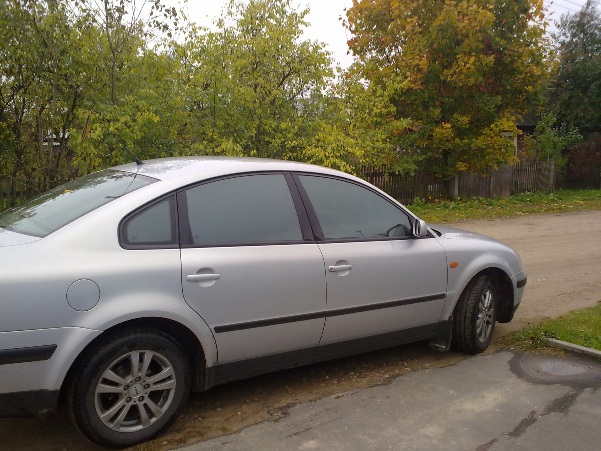 Ксенон, тонировка — Volkswagen Passat B5, 1,8 л, 1997 года | аксессуары |  DRIVE2