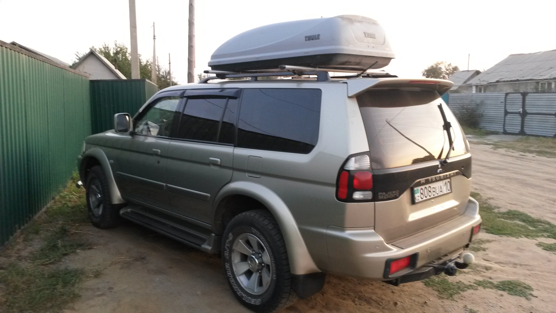 спойлер pajero sport 2