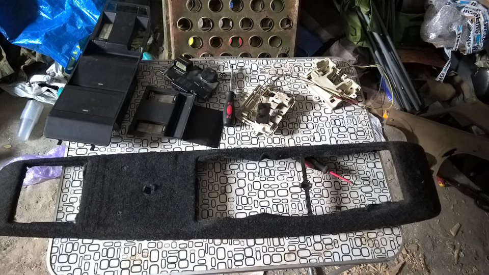 вот такая черная была — Jeep Cherokee (XJ)