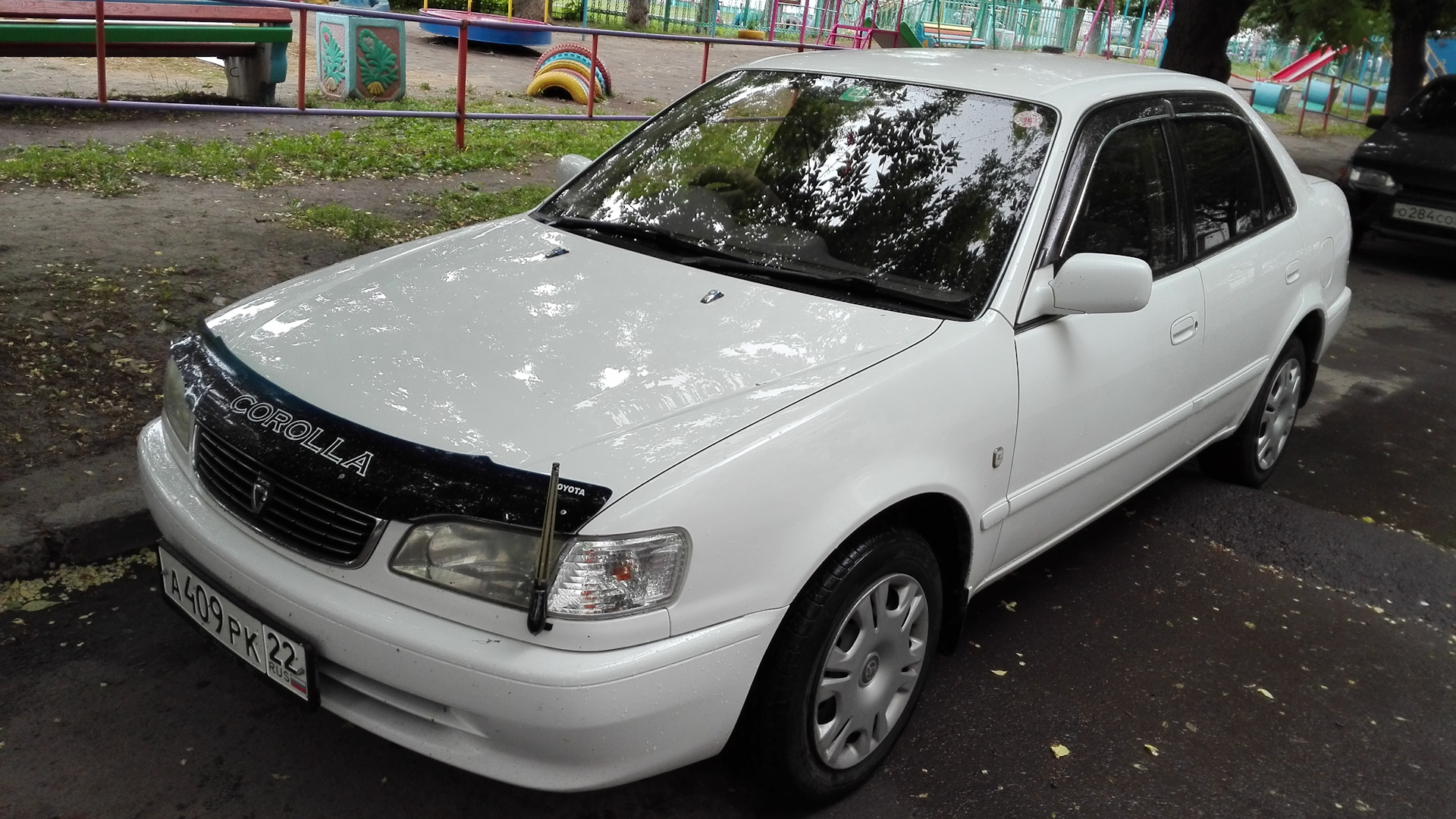 Королла 1998 год. Toyota Corolla 1998. Тойота Королла 1998. Королла 1998 года. Тойота Королла универсал 1998 технические характеристики.