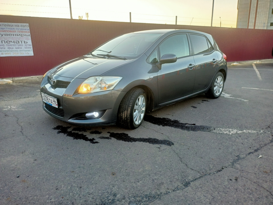 Фото в бортжурнале Toyota Auris (1G)