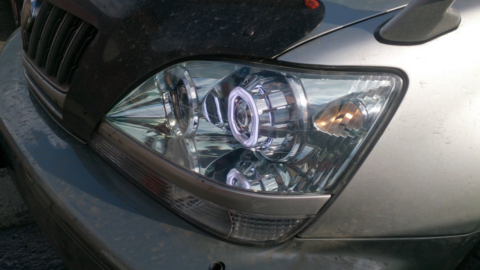 Toyota harrier 2000 фары линзы. Led линзы toyota harrier. Оптика тойота харриер 2000г. Ангельские глазки харриер. Фары тойота харриер.