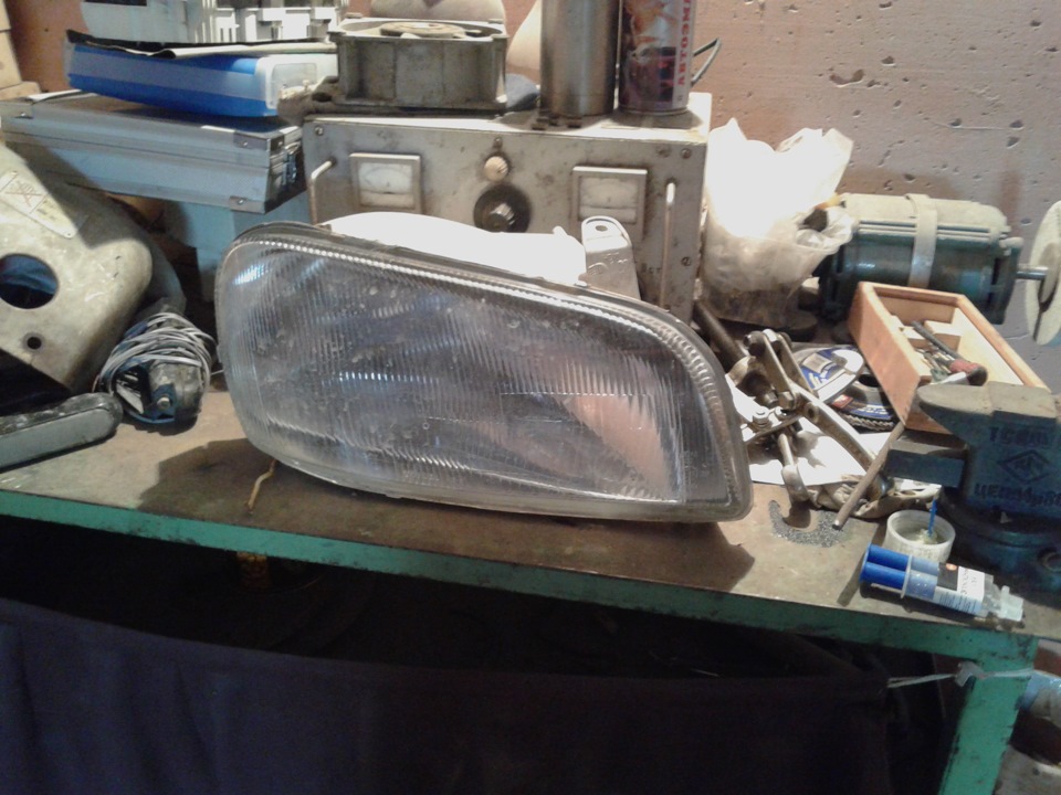 Ремонт и очистка фары — Toyota RAV4 (I), 2 л, 1996 года | своими руками ...