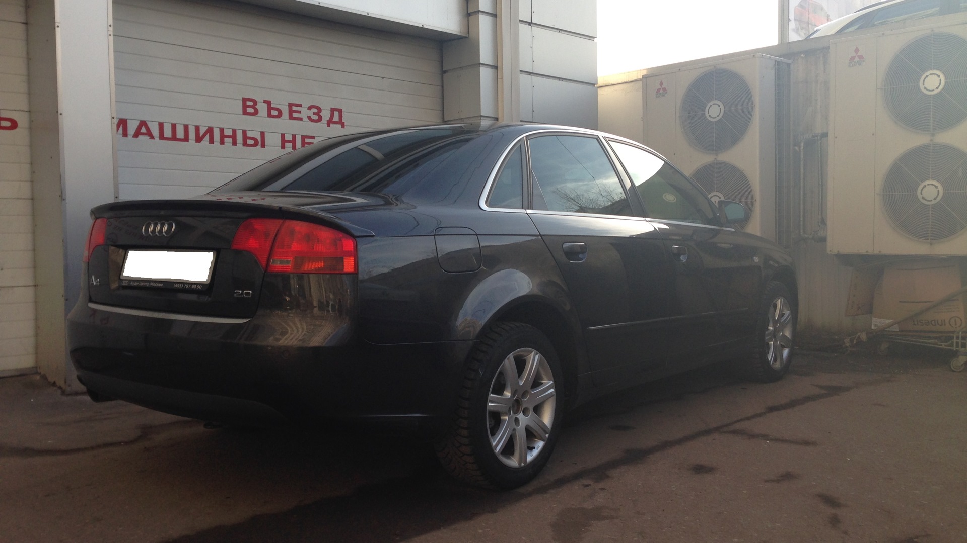 Audi A4 (B7) 2.0 бензиновый 2006 | тёмный серый металлик на DRIVE2