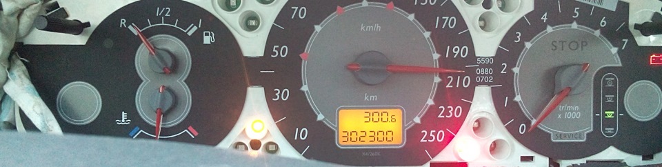 Та я на в весь газ почти еду… — Citroen C5 (1G). Запчасти на фото: 20200174