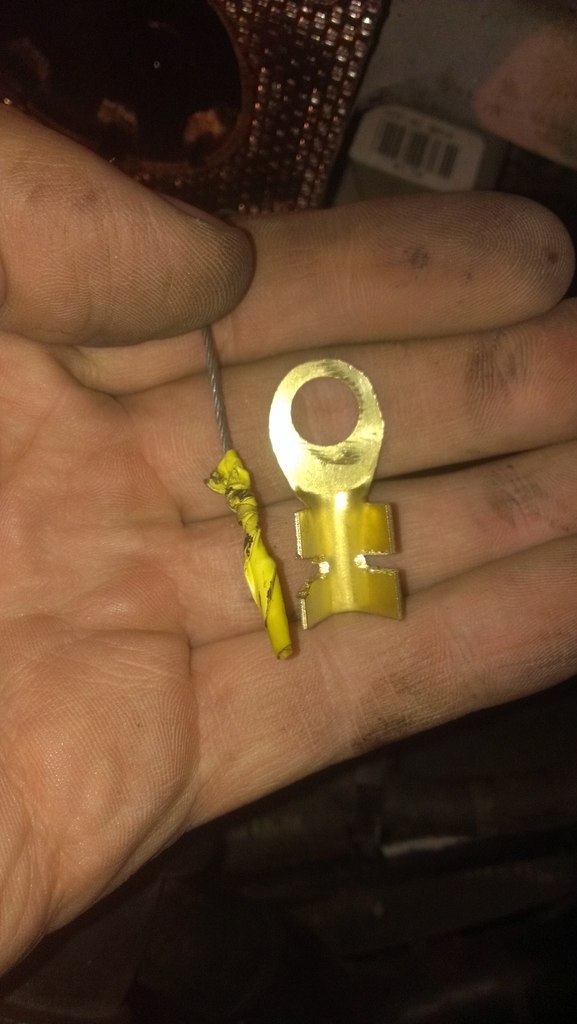 блок управления впускными заслонками IMRC — Ford Mondeo III, 2,5 л ...