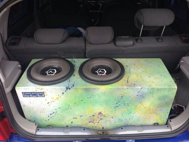 Kia store picanto subwoofer