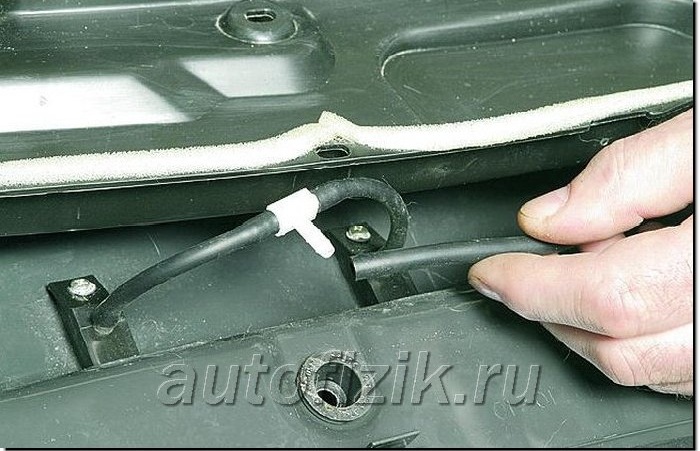 Как поменять лобовое ваз 2110 Омываем лобовое стекло - Lada 21124, 1,6 л, 2007 года запчасти DRIVE2