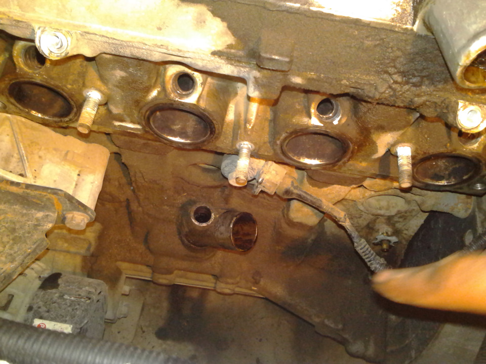 Грязи собралось — Lada Приора седан