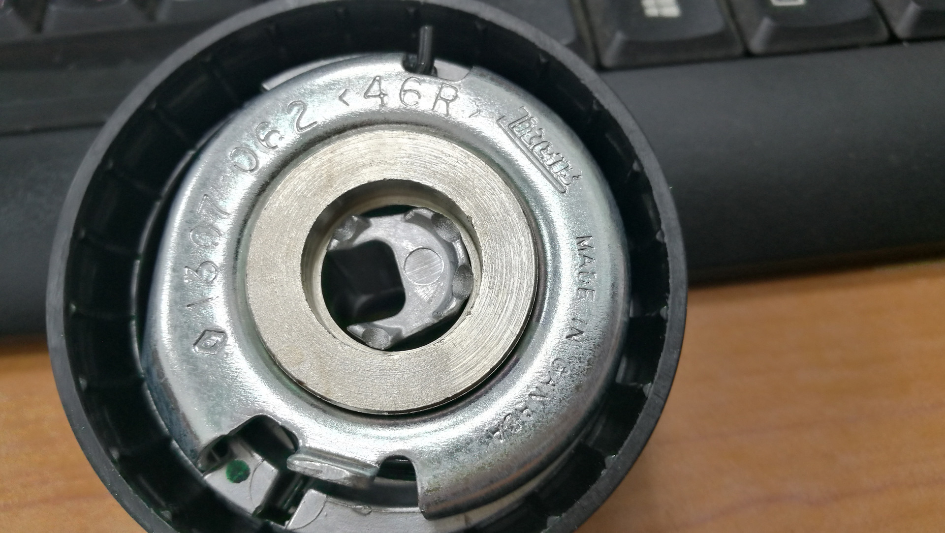 Ролик грм дастер. Натяжной ролик грм рено дастер 2. 130c11551r renault комплект грм. Натяжной ролик грм дастер 2. Ролик натяжной грм дастер 2.