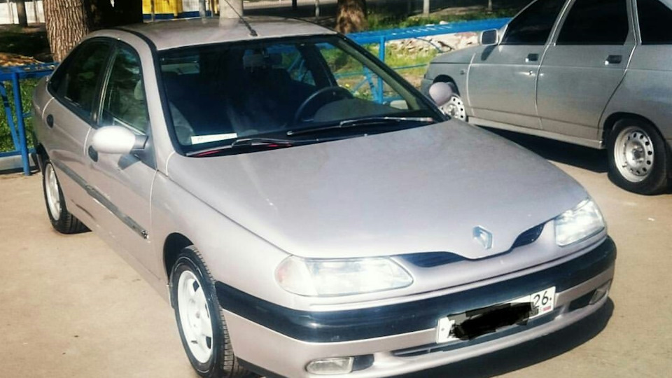 Лагуна 1995. Renault laguna 1995. рено лагуна 1995 года. рено лагуна 1 1995. лагуна машина 1995г.
