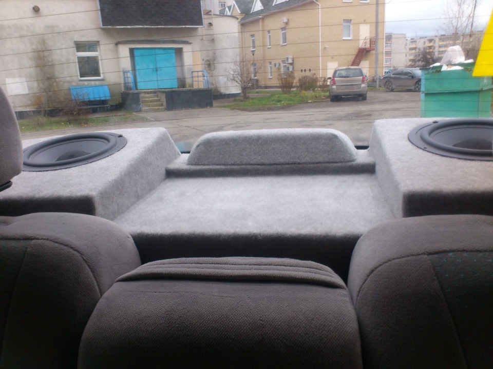 Приора задняя полка, без саба 2 — Lada Приора седан, 2008 года ...