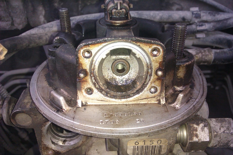 Прыгают обороты, и горит чек — Opel Vectra B, 1,6 л., 1996 года ...