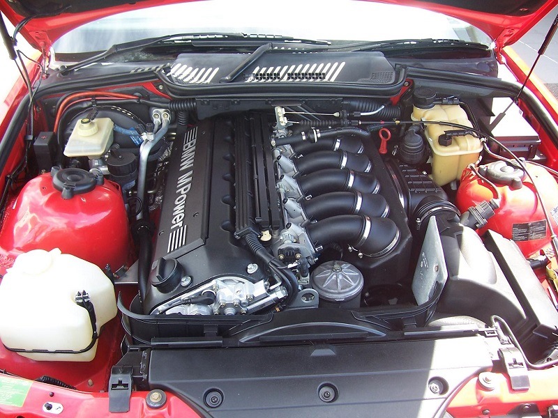 Двигатель б 50. Двигатель БМВ s50b30. BMW m3 e36 мотор. BMW m3 e36 двигатель s50b32. Двигатель БМВ е36 s52b32.