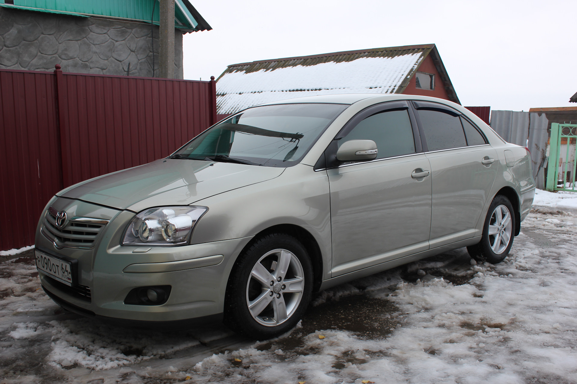 Тойота авенсис кемеровская. Тойота Авенсис 2 Бриз. Тойота Авенсис 7 местный. Тойота Авенсис дед Кулибин.