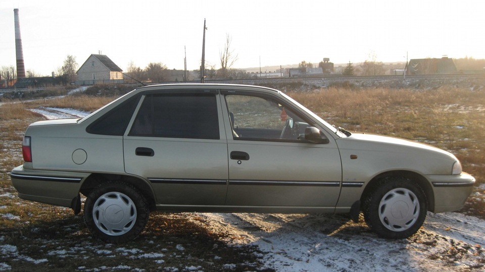 Нексия опель кадет. Opel Kadett Daewoo Nexia. Daewoo Nexia 1992. Opel Kadett e и Daewoo Nexia. Опель кадет Дэу Нексия 2.