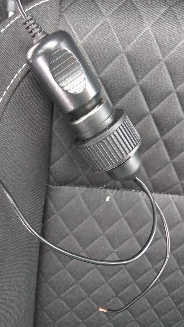 Подключение видеорегистратора от зажигания за полчаса — Skoda Rapid (1G ...