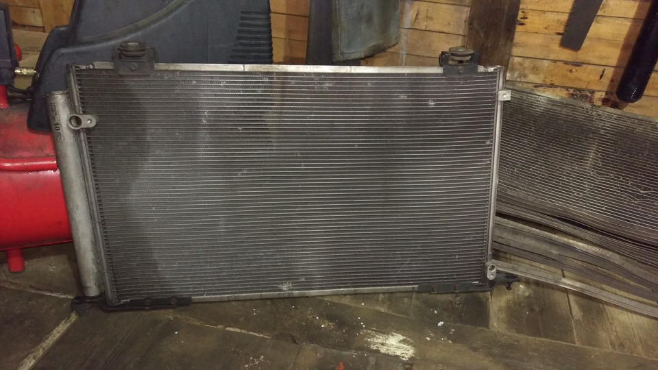 Срочно ищу радиатор кондея на авенсис Т25 1az-fse куплю или поменяю ...