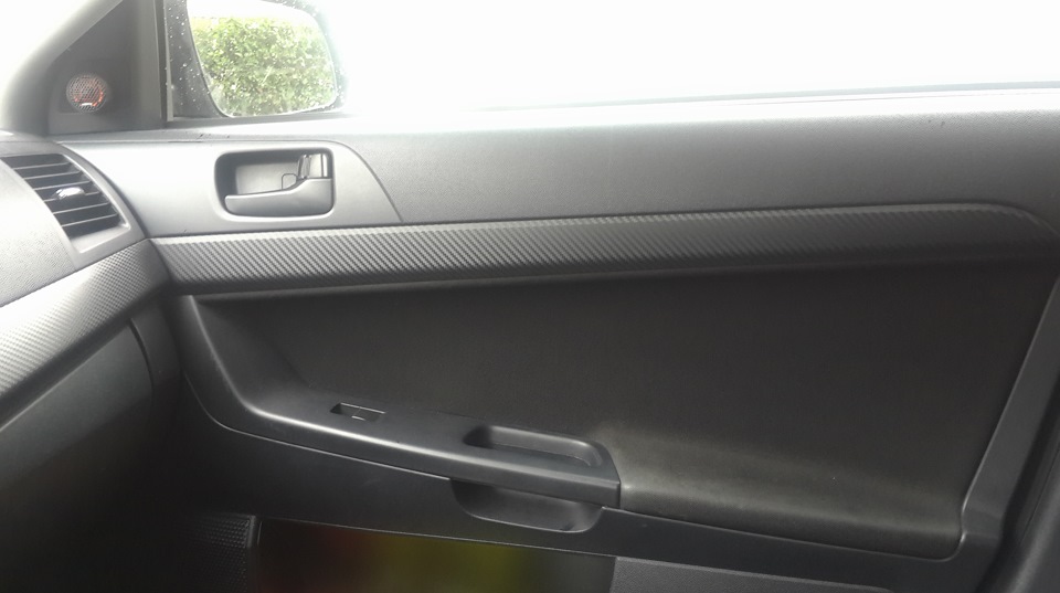 Обтяжка пленкой 3д карбон — Mitsubishi Lancer X, 1,5 л, 2009 года ...