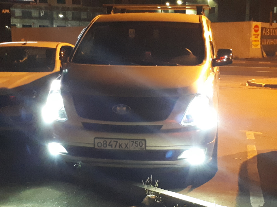 Как поменять лампочку на хендай старекс Замена ламп. - Hyundai H-1 (2G), 2,5 л, 2008 года электроника DRIVE2