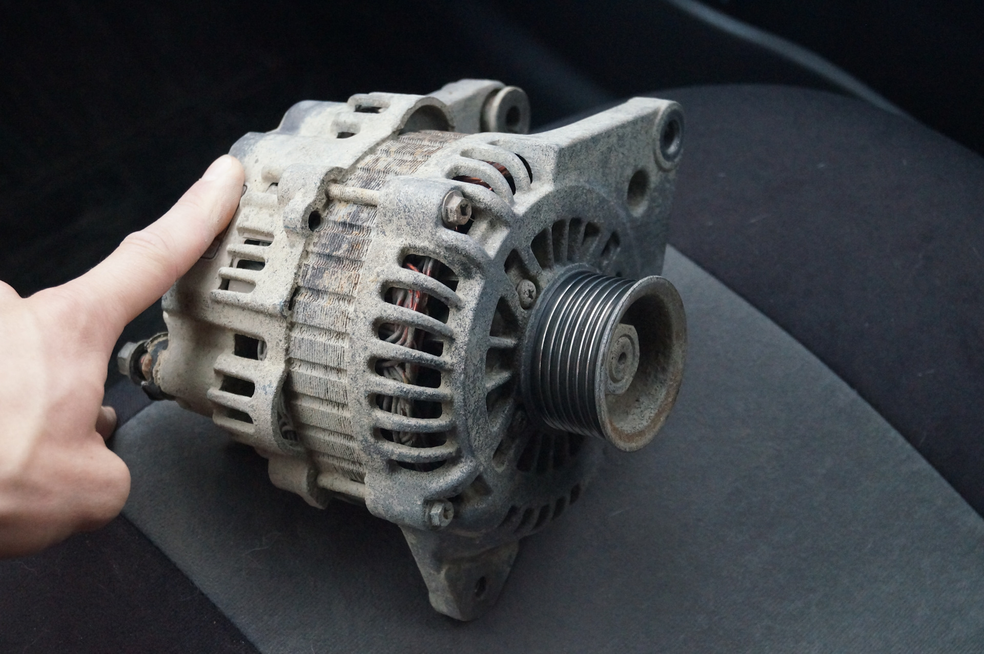 2. генератор mitsubishi pajero. 5 бензин. Mitsubishi pajero 2 генератор. Mitsubishi pajero 2 генератор.