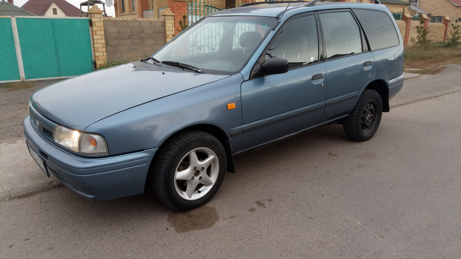 Nissan Sunny (Y10) 1.6 гибридный 1995 | мега эконом на DRIVE2