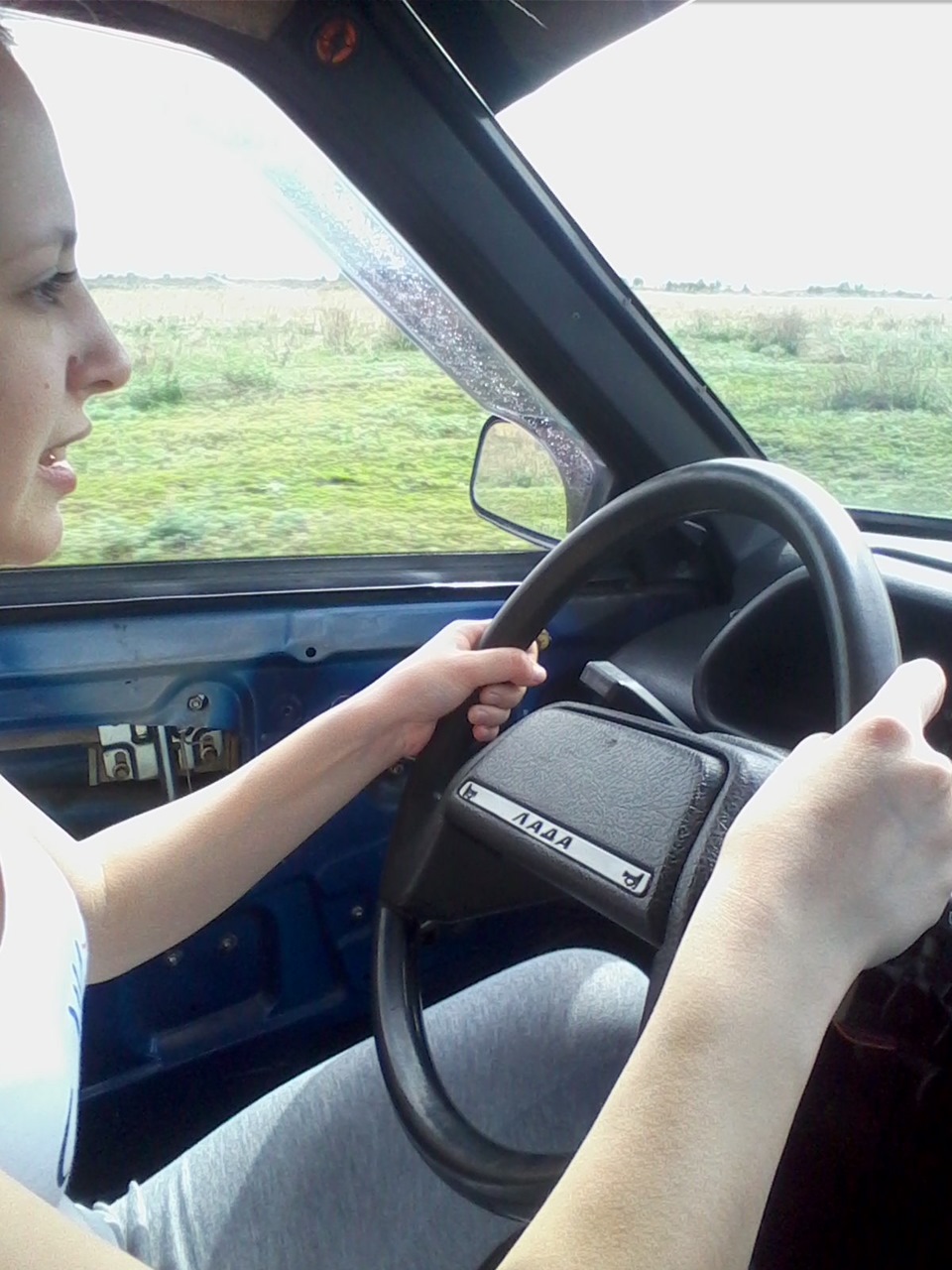 ПЕрвые азы вождения)) — Lada 2115, 1,5 л, 2001 года | покатушки | DRIVE2