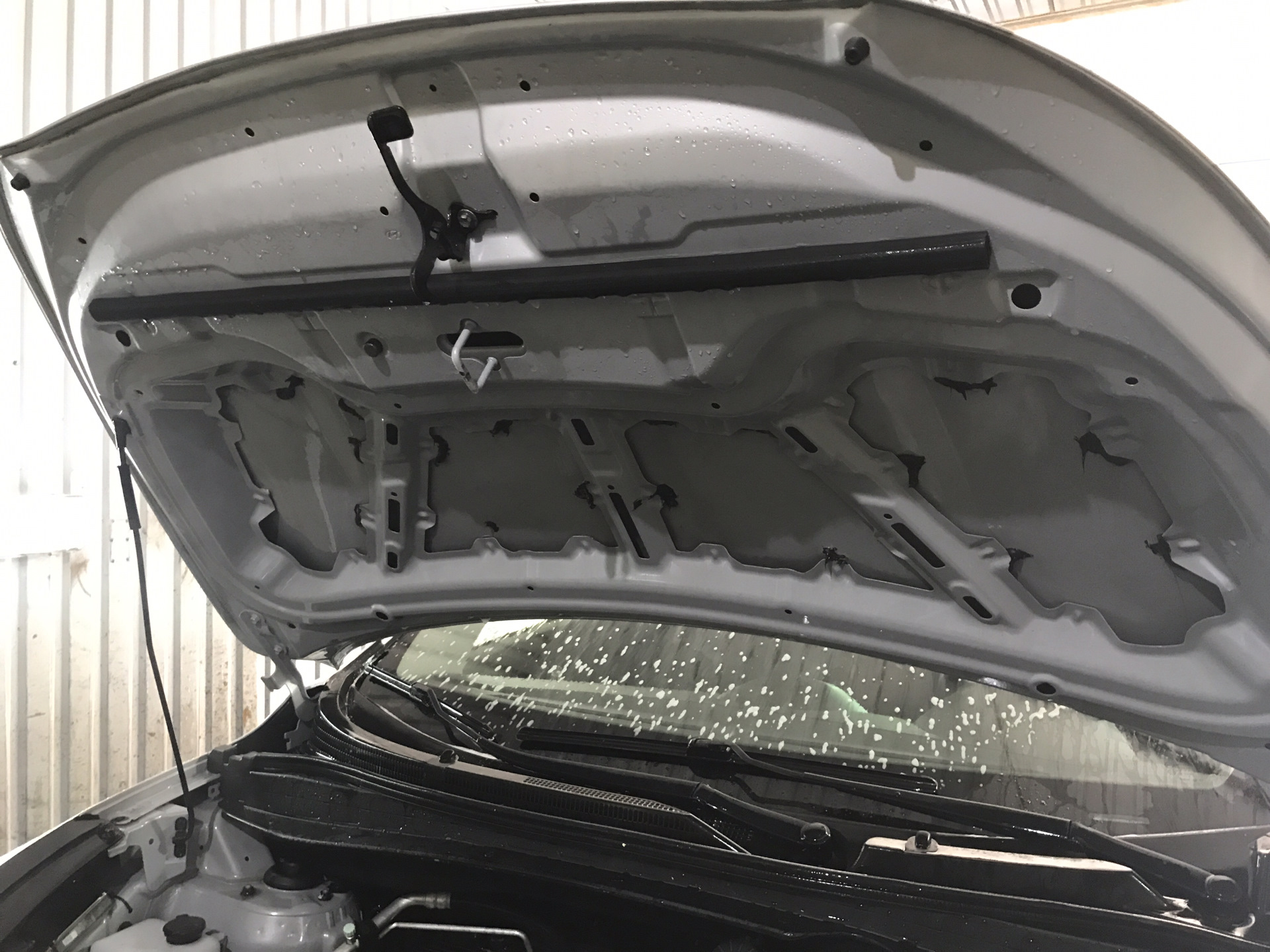 Hyundai ix35 шумоизоляция капота