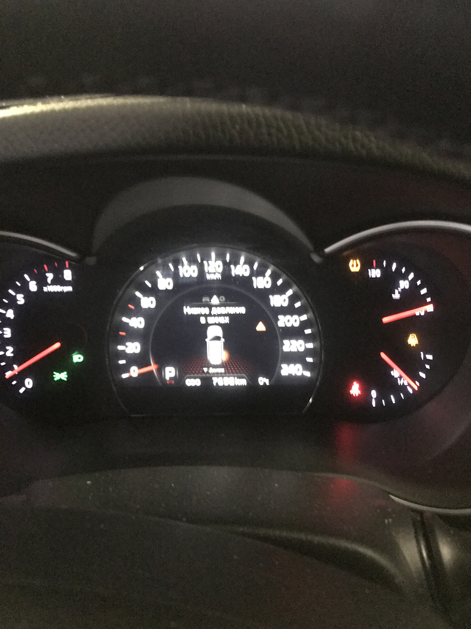 Утро, холод и пониженное давление в колесе. — KIA Sorento (2G), 2,4 л ...