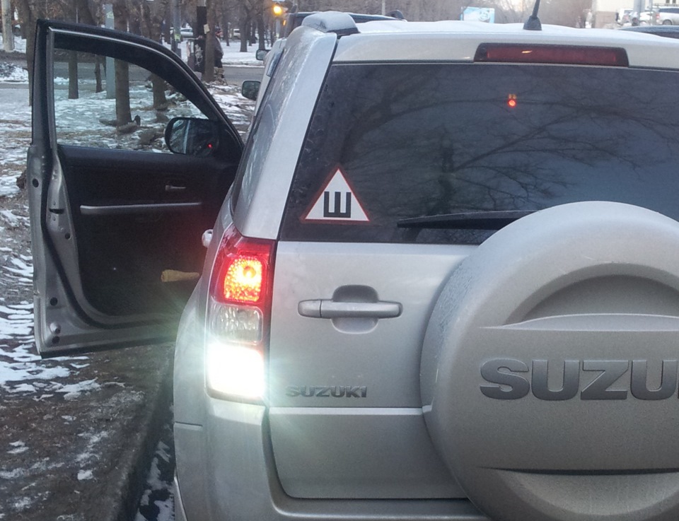 004. Лампы линзованные LED в фонарь на ЗХ и указатель поворота — Suzuki ...