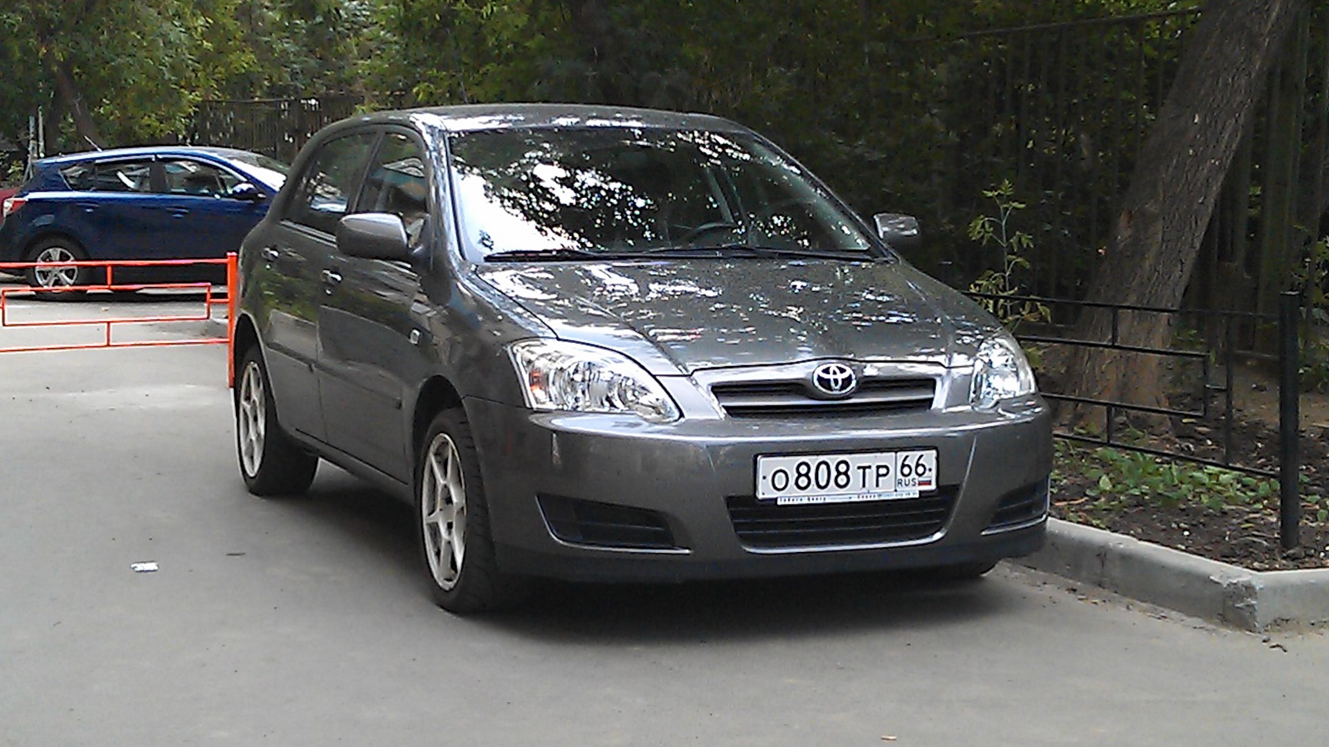 Toyota Corolla (120) 1.6 бензиновый 2005 | Levin ВСЕХ ПОРВЕТ! на DRIVE2