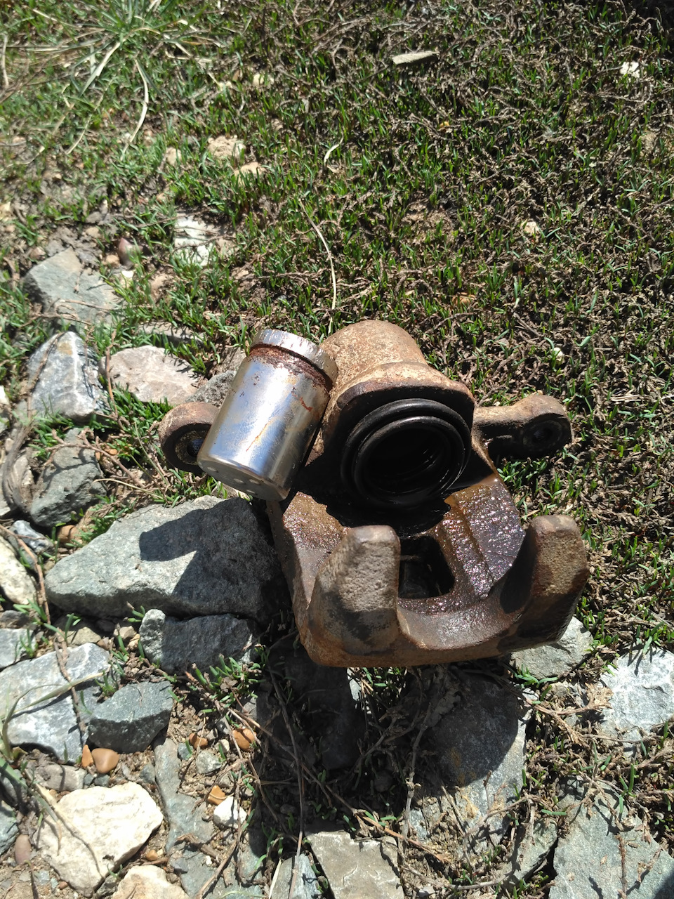 Закисший суппорт Elantra HD — Hyundai Elantra (4G), 2 л, 2008 года ...