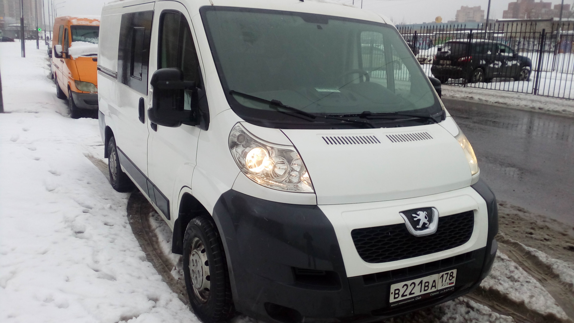 Peugeot Boxer (2G) 2.2 дизельный 2011 | Холодильник розенЛев на DRIVE2