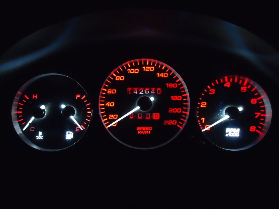 рестайлинг комбинации приборов. панель приборов лада гранта 2021. приборная панель тойота алтеза. панель приборов фф2 рестайлинг. рестайлинг комбинации приборов.