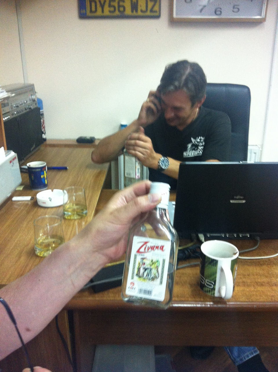 между первым и вторым) — Saab 9-3 (2G)