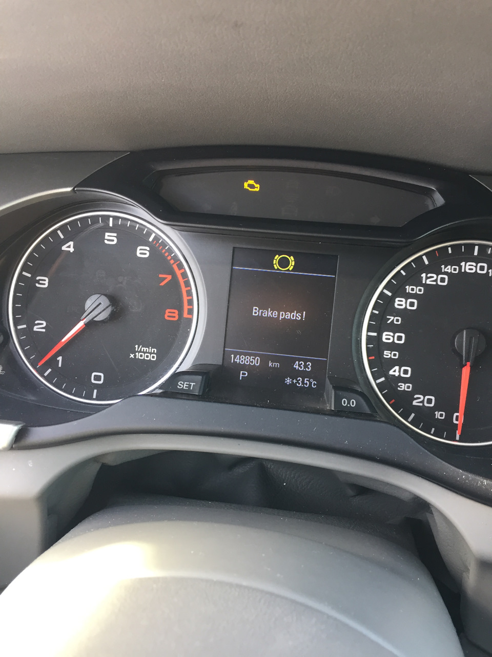 Braking system fault. Braking system fault