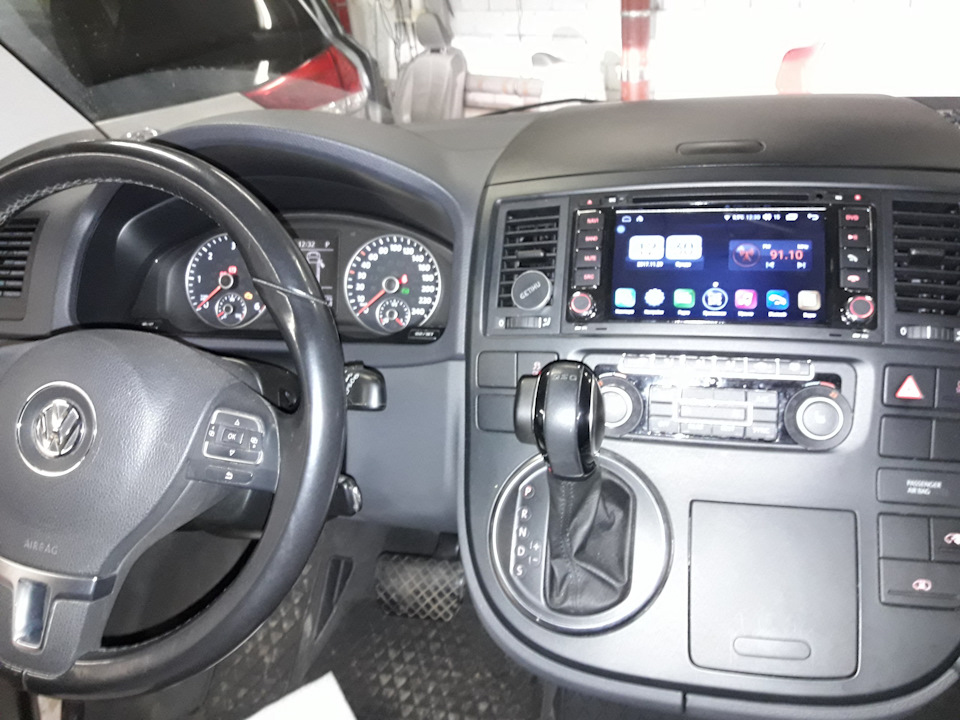 Мультимедиа в VW Multivan — Автозвук-СПб на DRIVE2