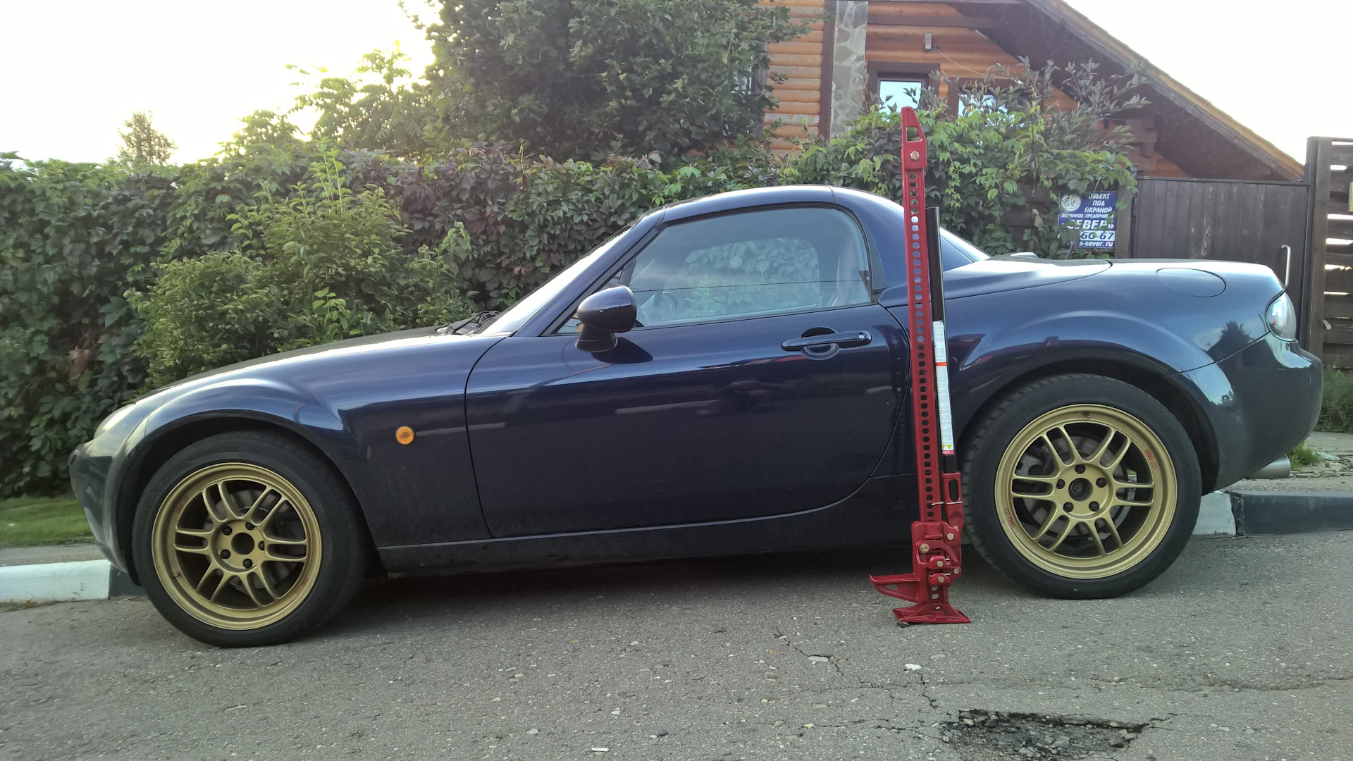 Mazda MX-5/Miata (NC) 2.0 бензиновый 2008 | Roofer на DRIVE2