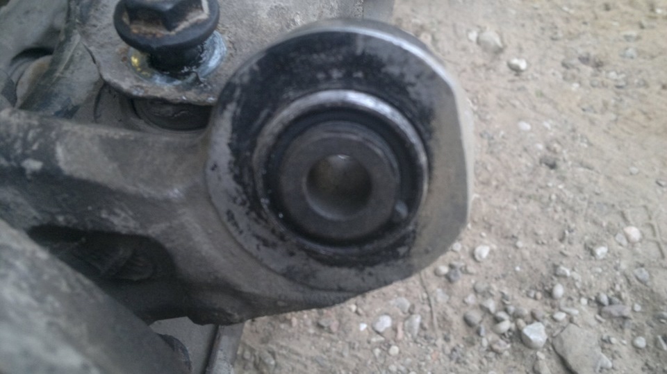 Большой ремонт. День 2. Перепрессовка сайлентблоков заднего подрамника ...