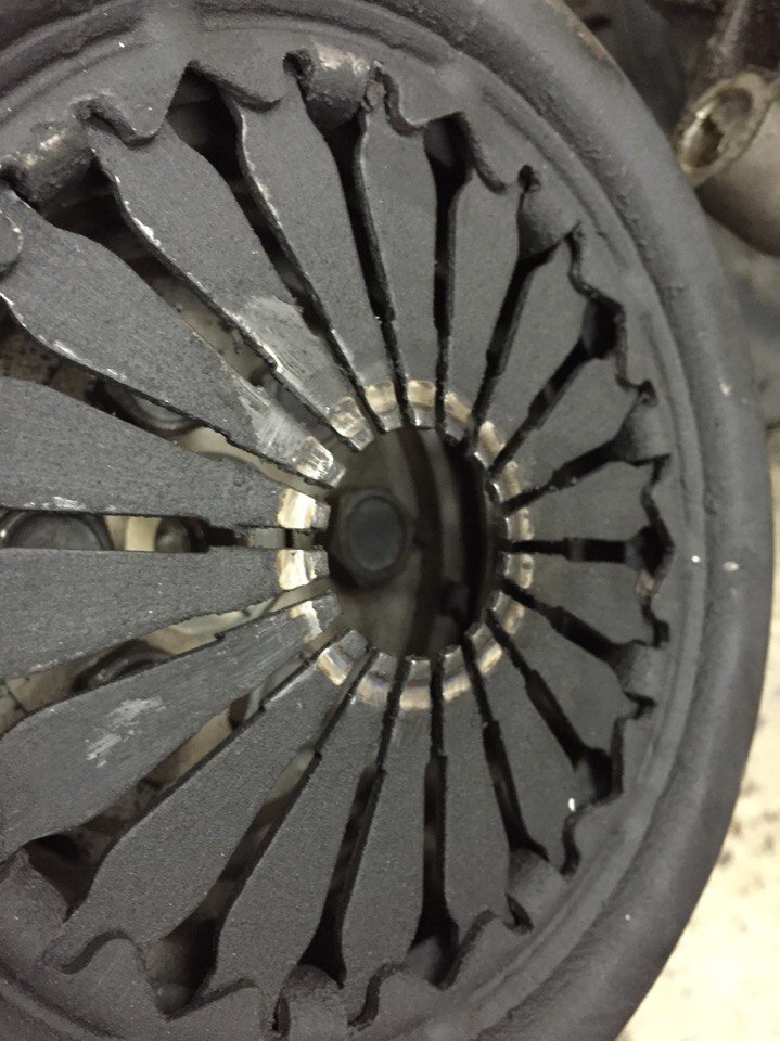 Замена сцепления — Lada 11113 Ока, 0,8 л, 2004 года | своими руками ...