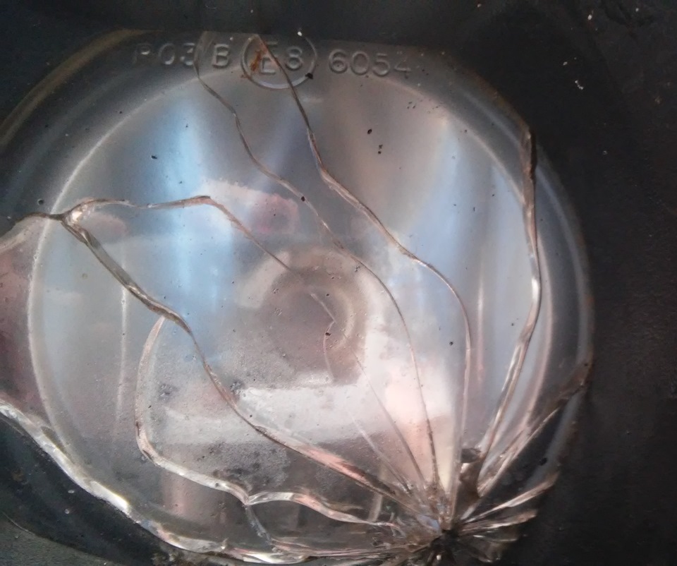 ПТФ бош или киржач как узнать — Lada Приора седан, 1,6 л, 2012 года ...