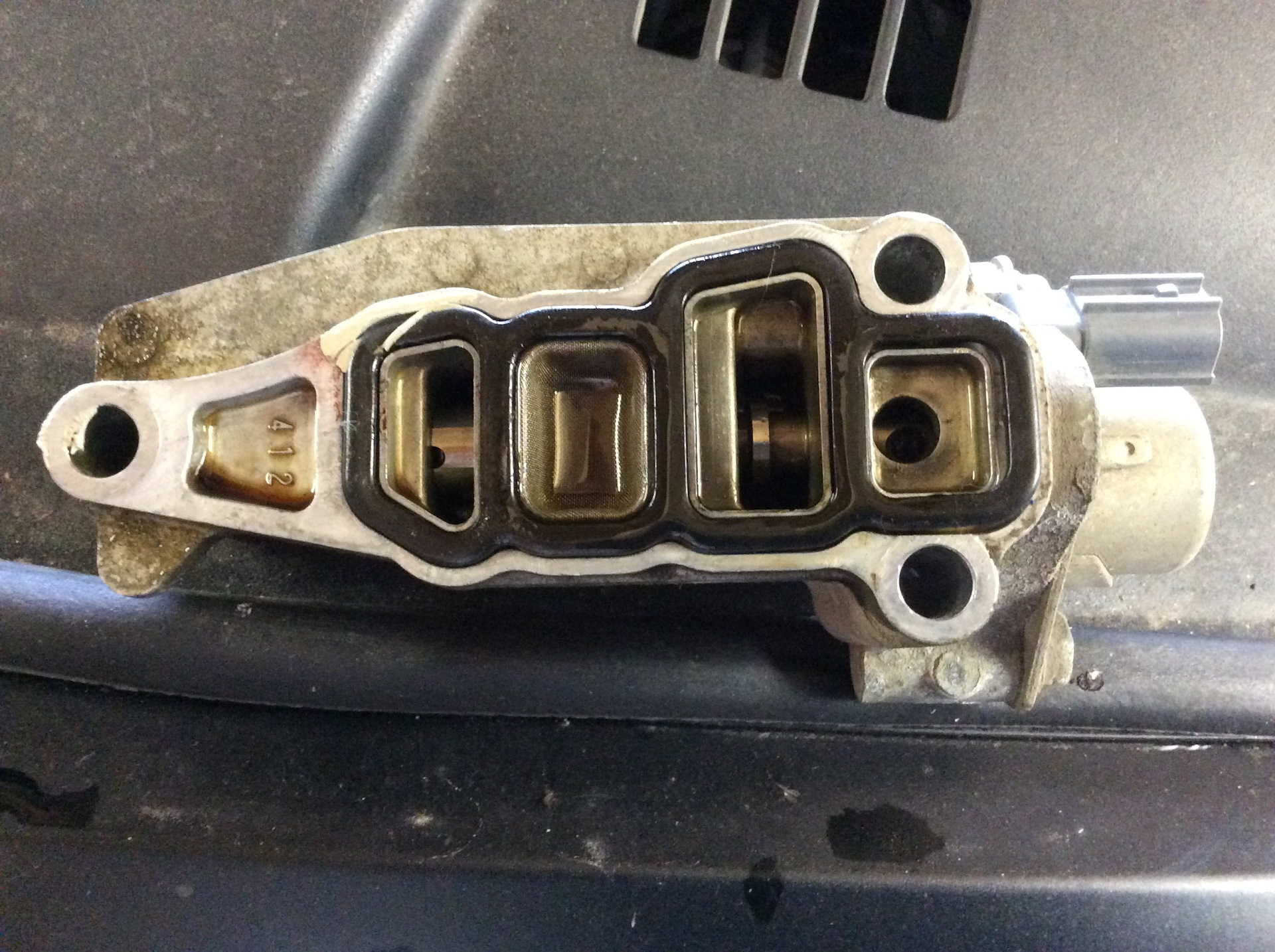 Замена прокладки VTEC. — Honda Civic 4D (8G), 1,8 л, 2011 года | своими ...