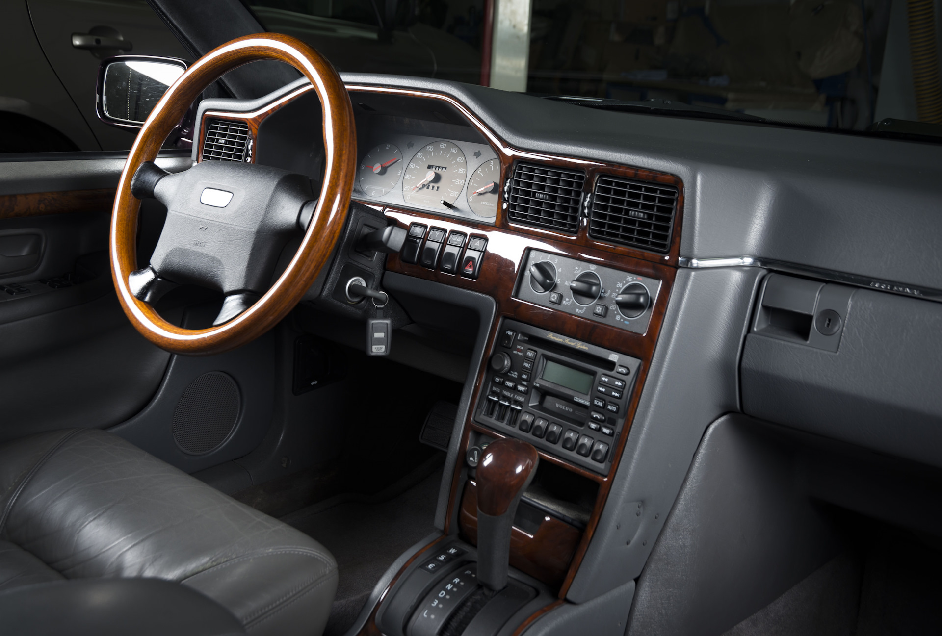 Салон volvo 960