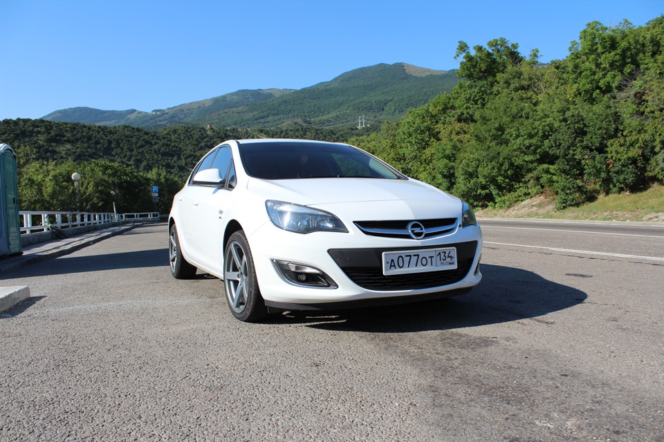 Opel astra главная дорога