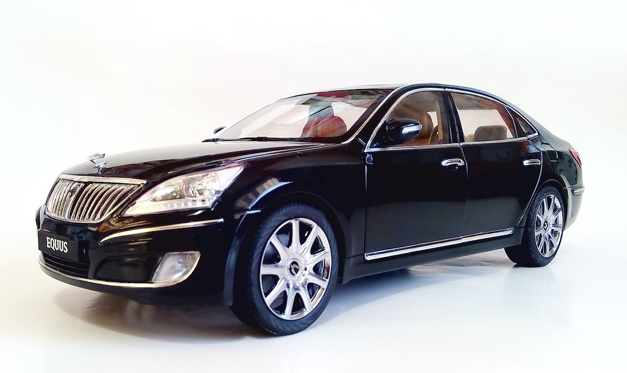 Представительский класс автомобилей китай. Hyundai Equus 1/18. Hyundai Экус 1.