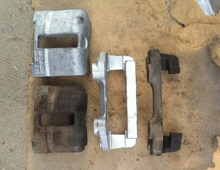 Суппорта 13 и 14. Скоба суппорта 2112 r14. Диски вентилируемые ваз 2110 тормозные суппорта. Здт ваз r13. Суппорта 13 и 14.