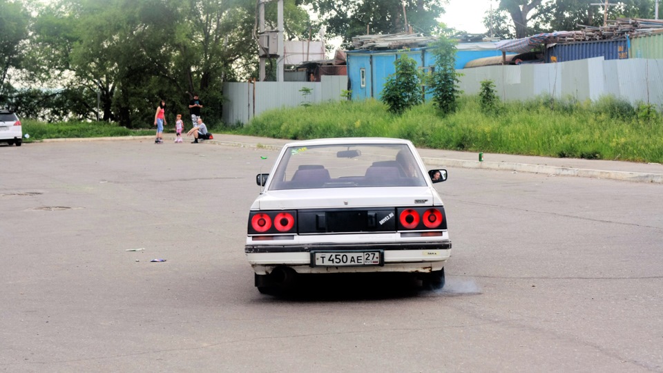 Фото со встречи old school Хабаровск 2014г — Nissan Skyline (R31), 2 л ...