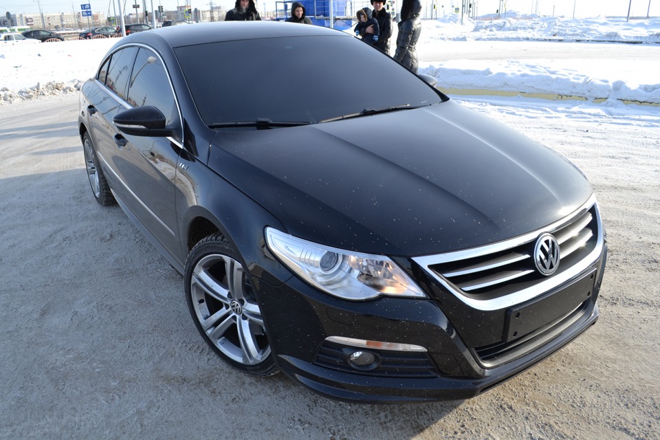 VW Passat cc Black