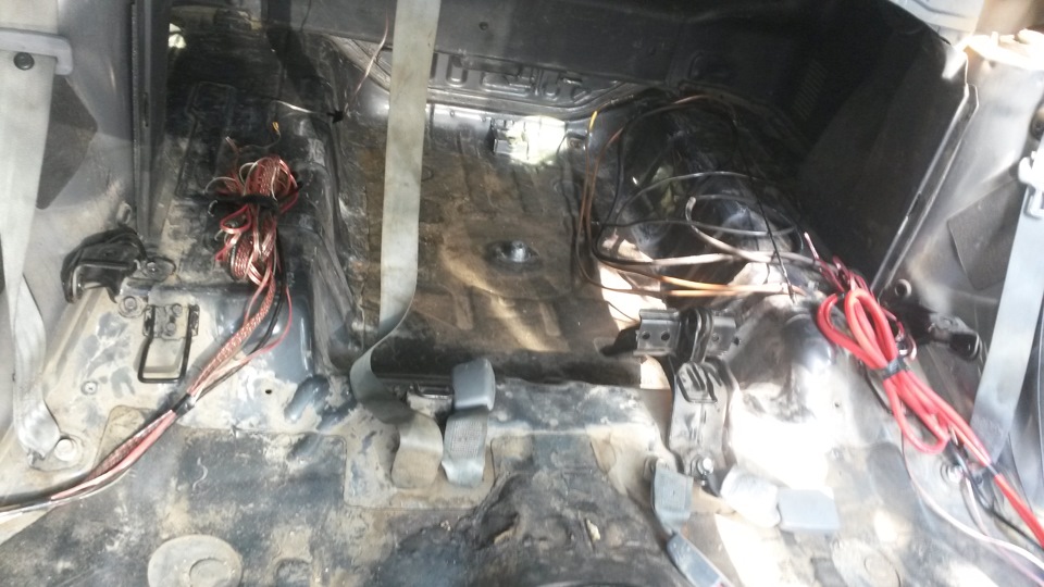 Прокладка кабелей — Hyundai Accent (2G), 1,5 л, 2008 года | автозвук ...
