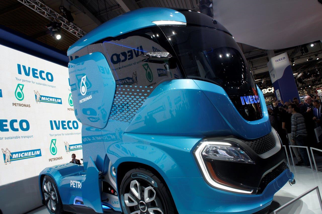 Интересный концепт тягача будущего Iveco Z Truck на IAA 2016 — DRIVE2